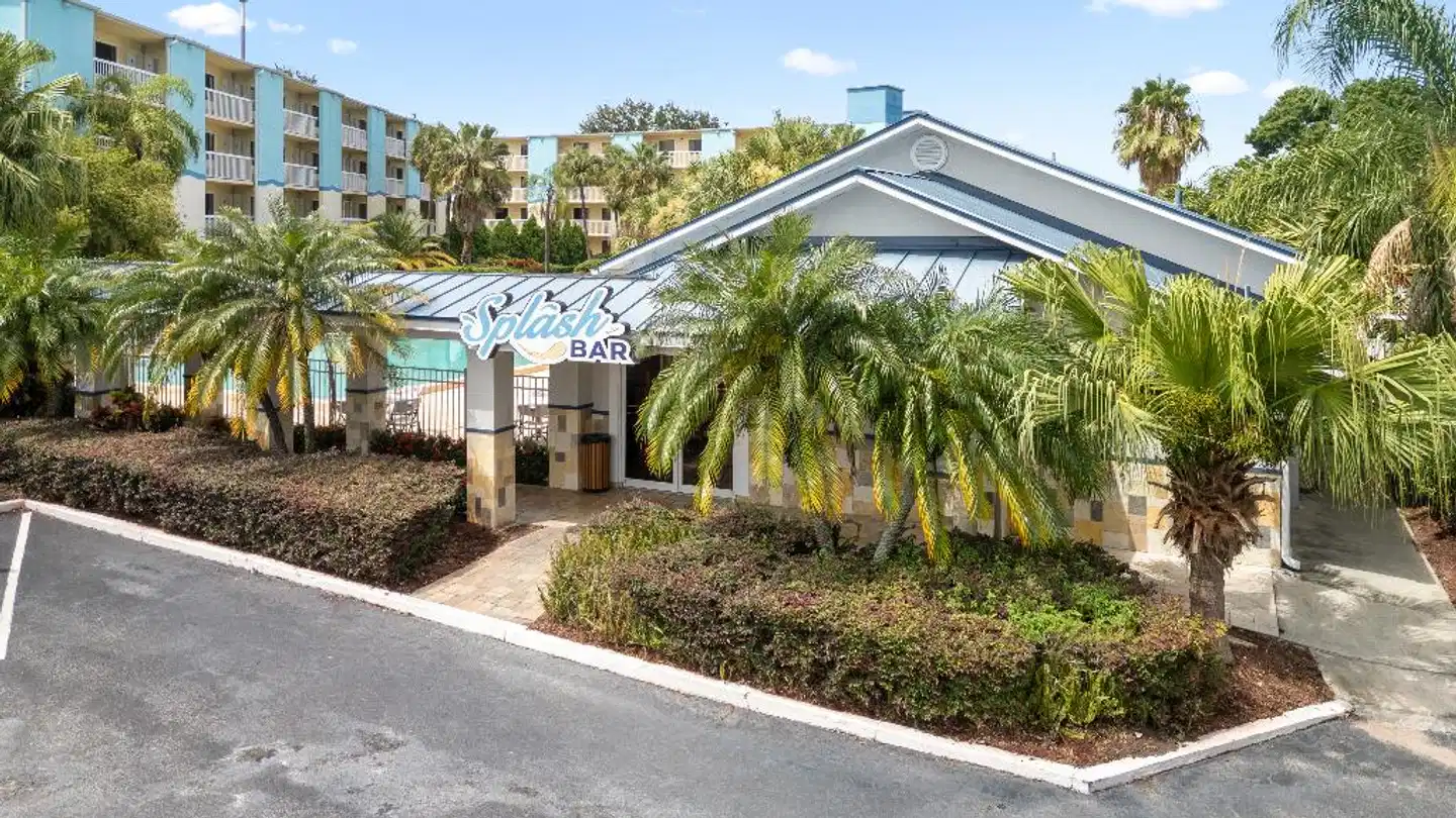 Sunsol International Drive Garten