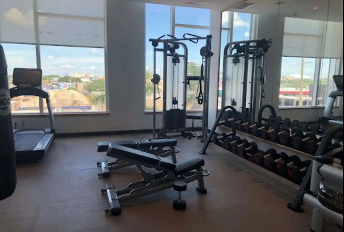 Arlo Wynwood Sport und Entertainment