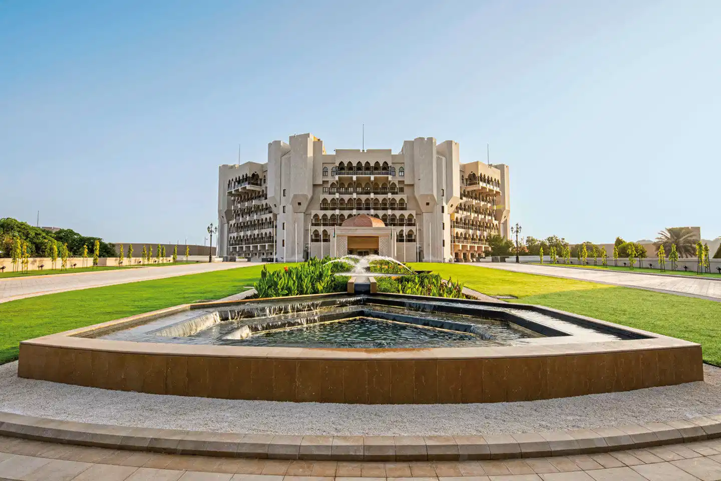 Al Bustan Palace, a Ritz-Carlton Hotel Aussenansicht