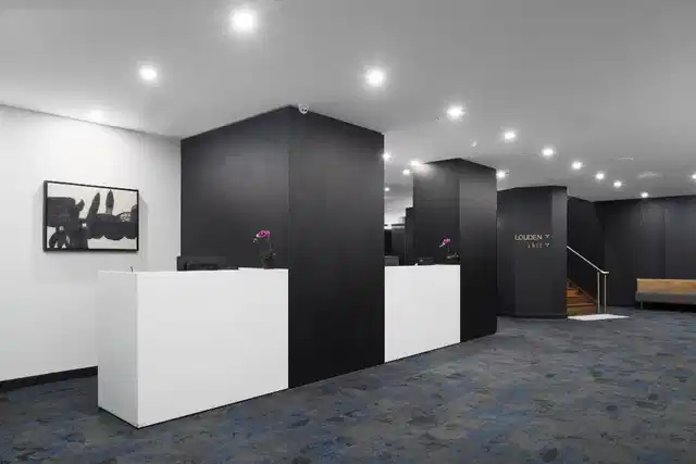 Mercure Welcome Melbourne Lobby