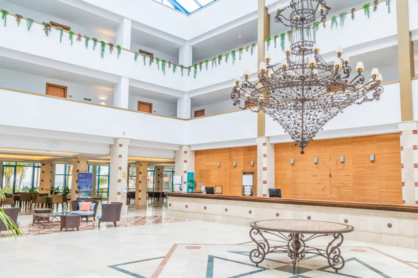 Bakour Oh Nice Costa del Sol Lobby