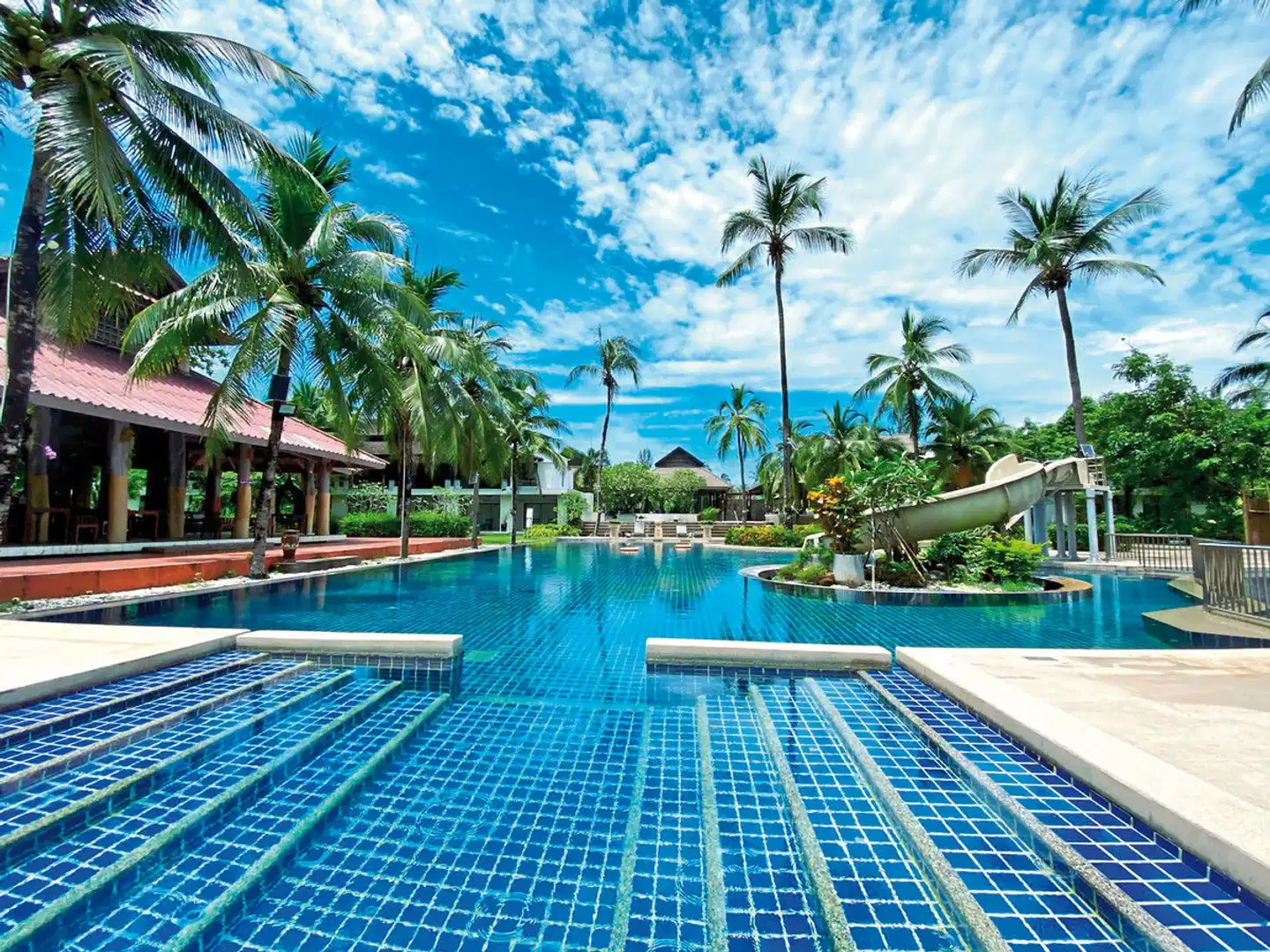 Palm Galleria Resort Pool