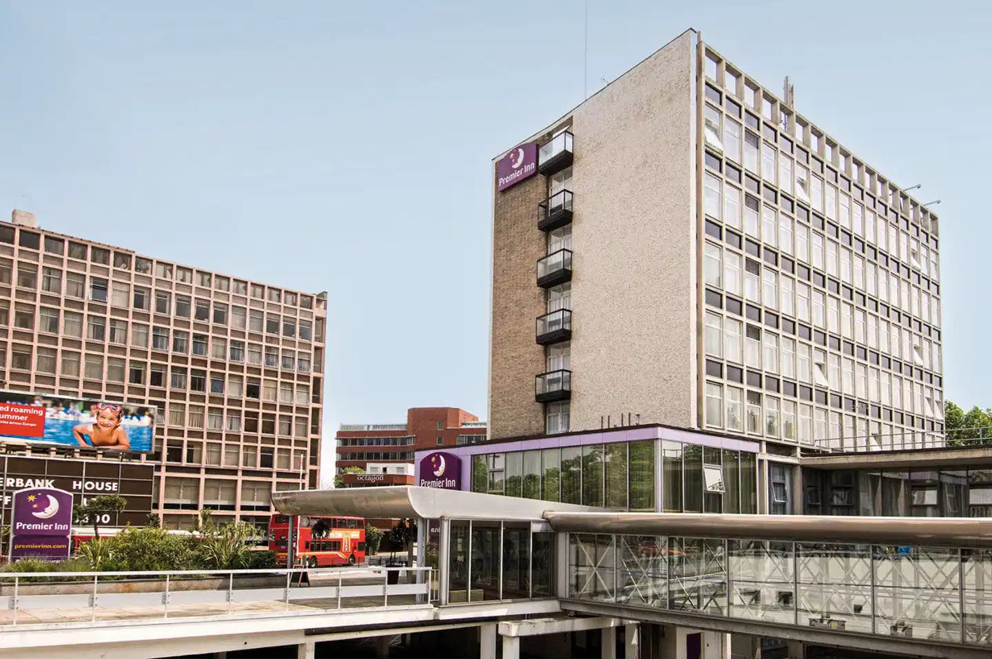 Premier Inn London Putney Bridge Hotel Aussenansicht