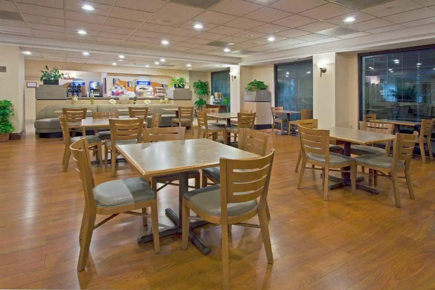 Holiday Inn Express & Suites Miami - Hialeah Restaurant
