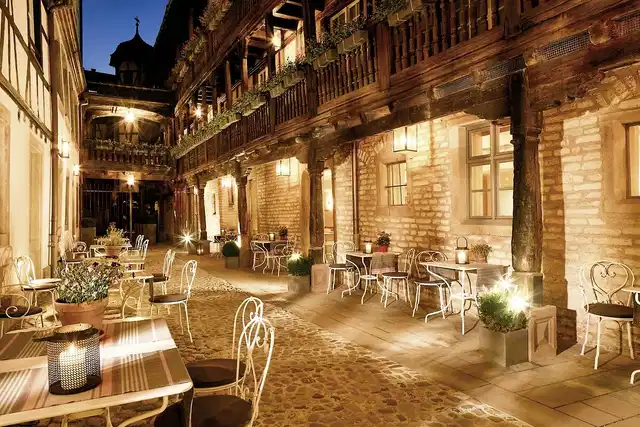 Cour du Corbeau Strasbourg MGallery Lobby