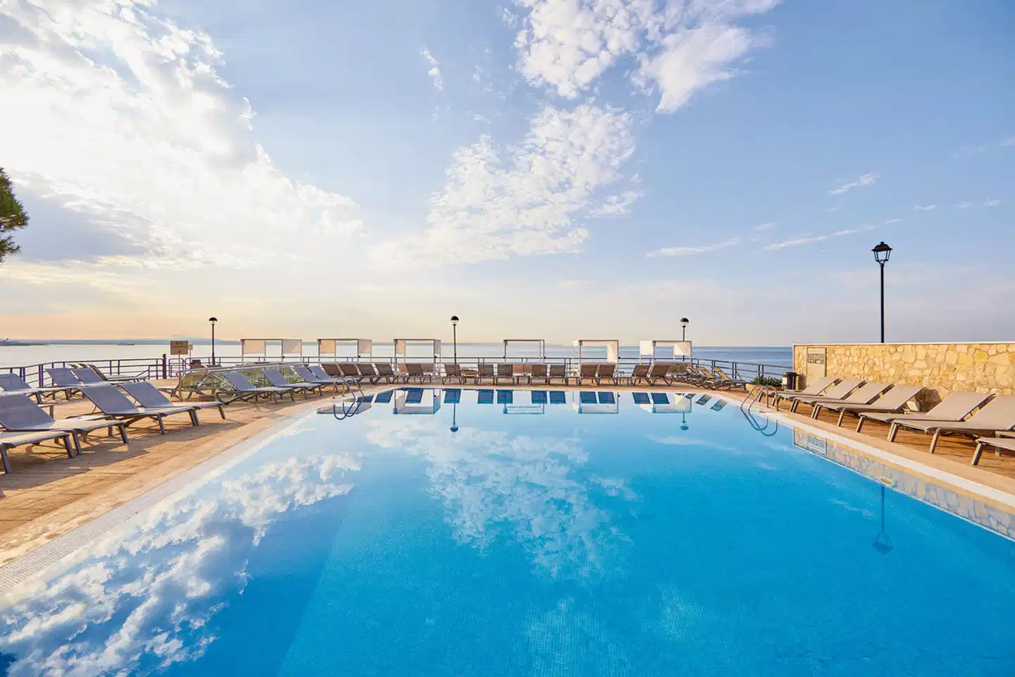 Barceló Illetas Albatros Pool