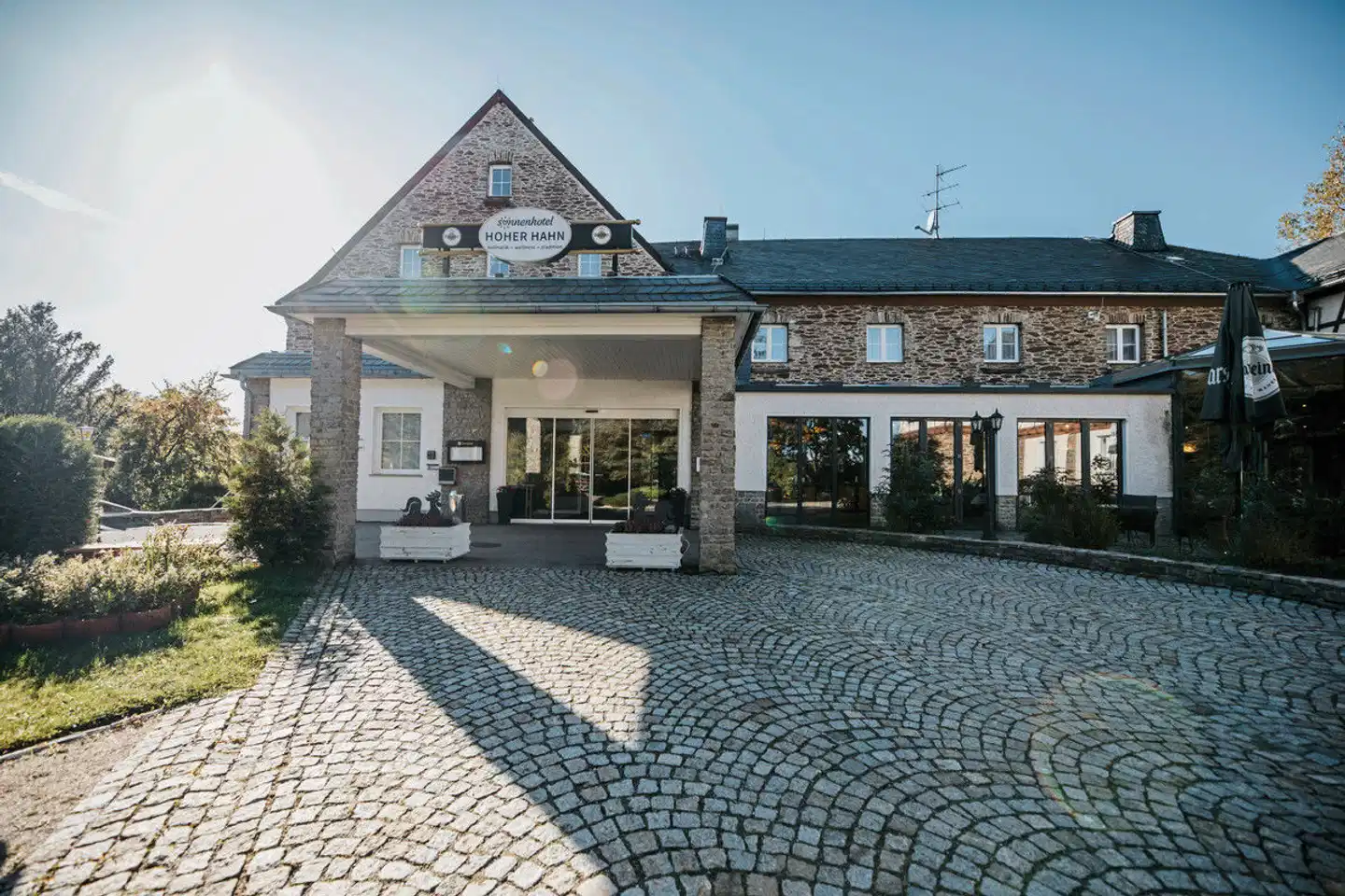 Sonnenhotel Hoher Hahn Aussenansicht