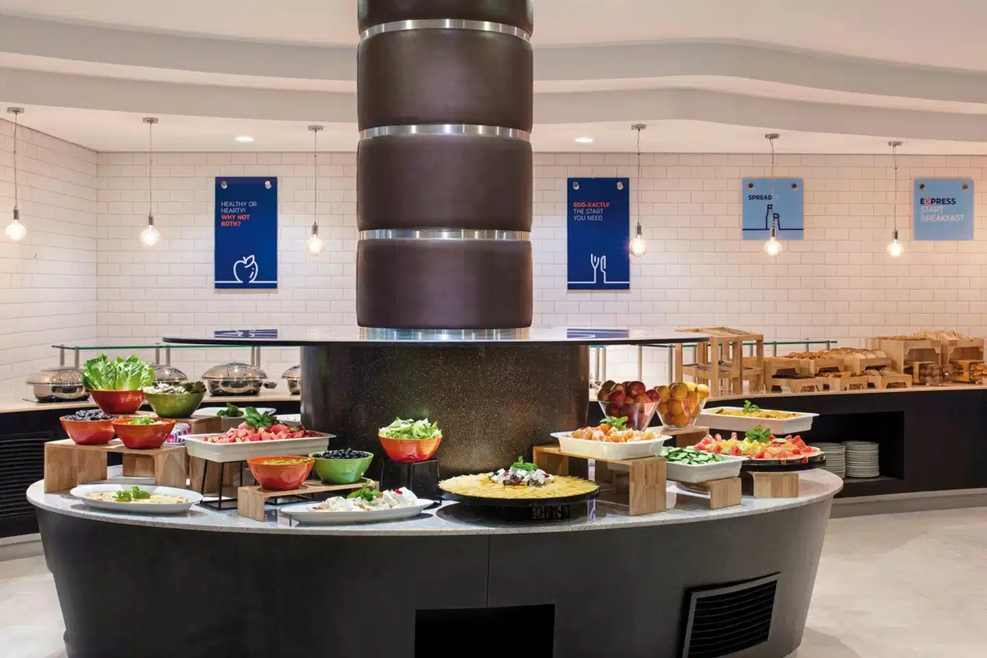 Holiday Inn Express Dubai Airport Restaurant
