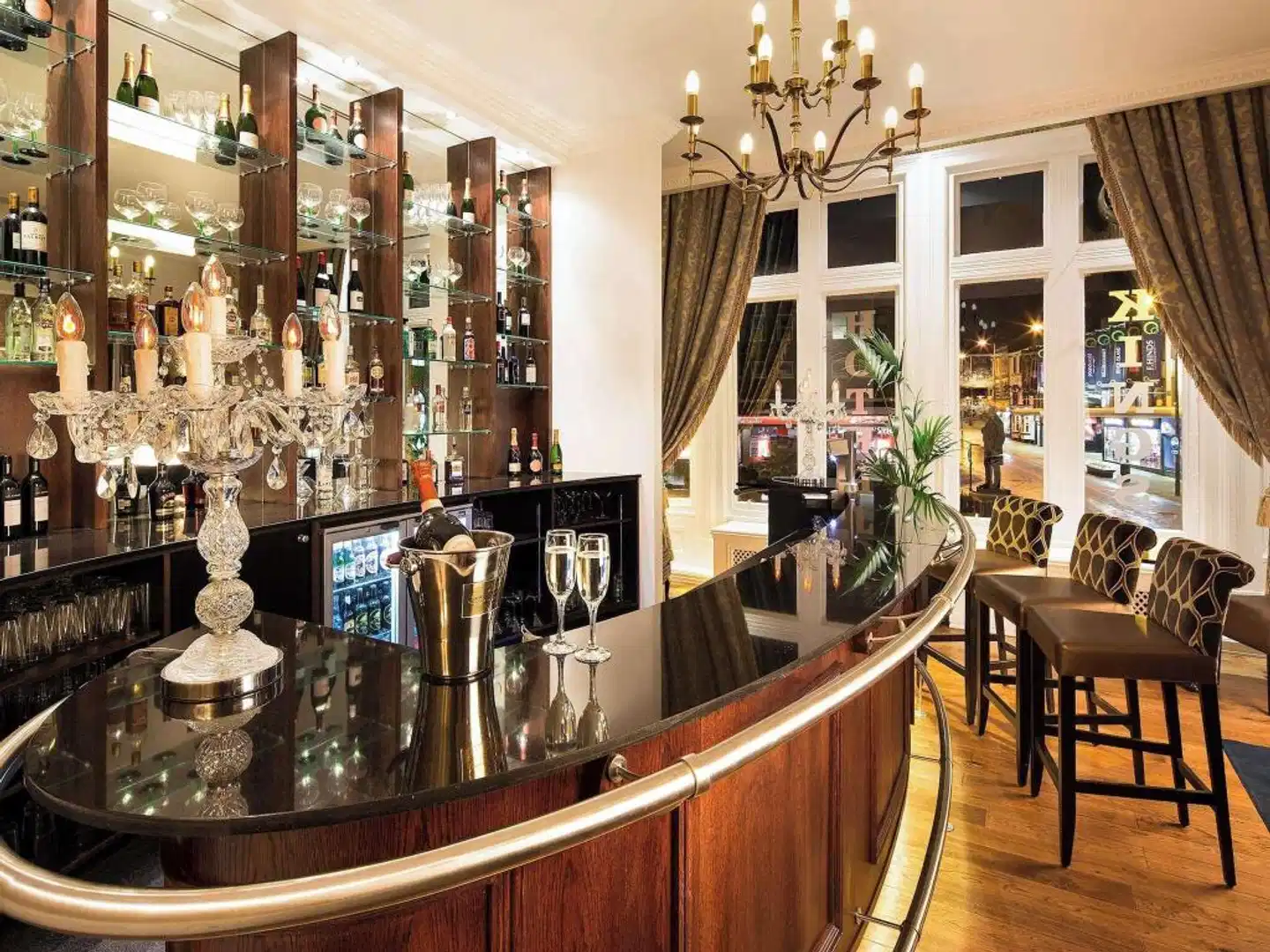 Mercure Darlington Kings Hotel Bar