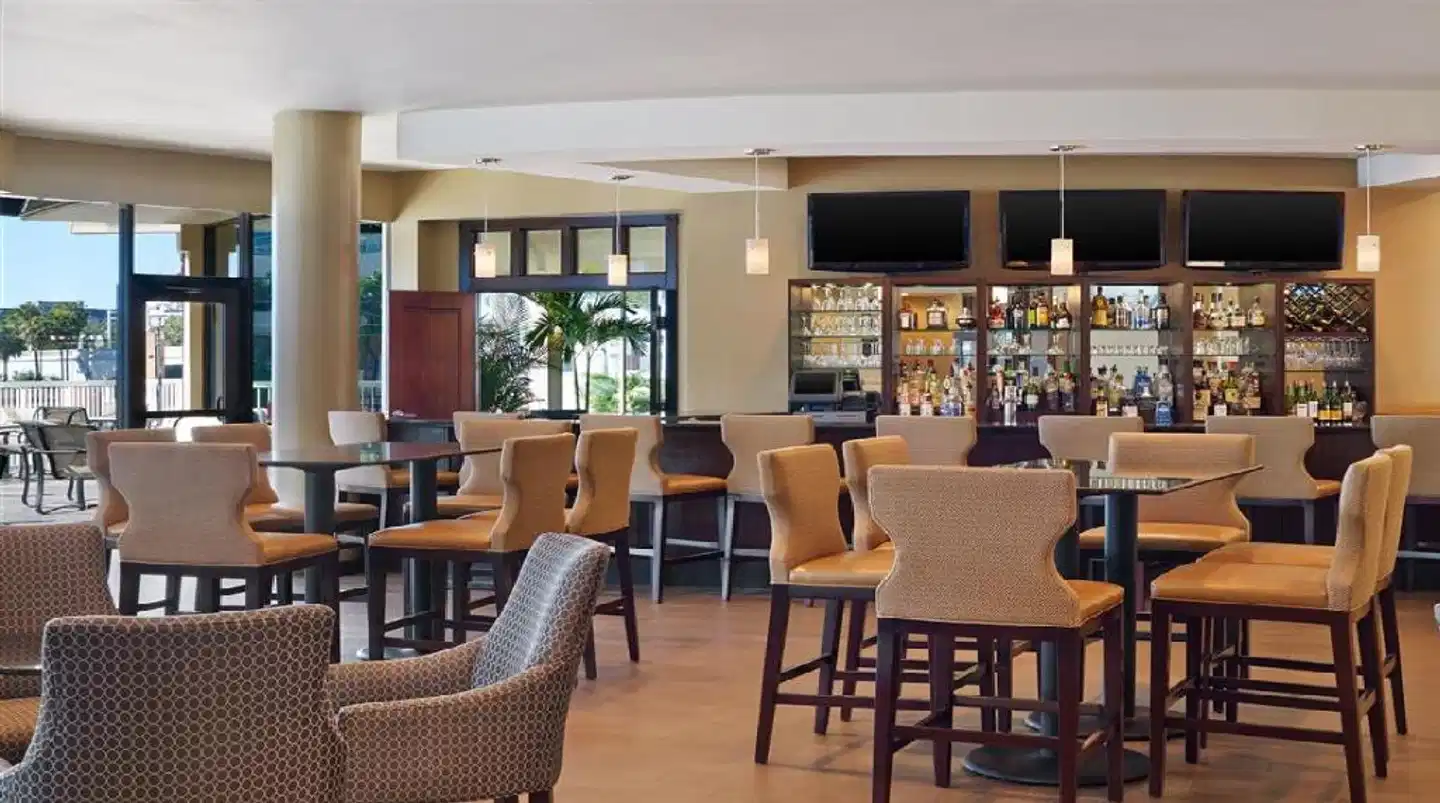 Sheraton Tampa Riverwalk Hotel Bar