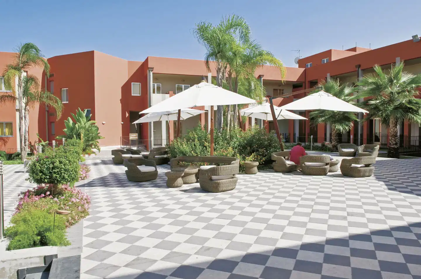 VOI Baia di Tindari Resort Terrasse