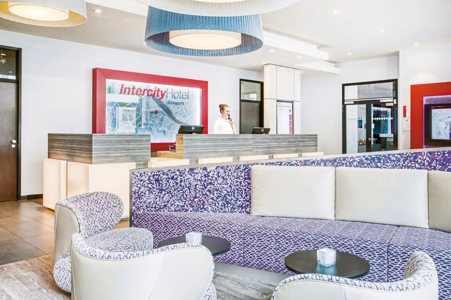 IntercityHotel Hannover Lobby