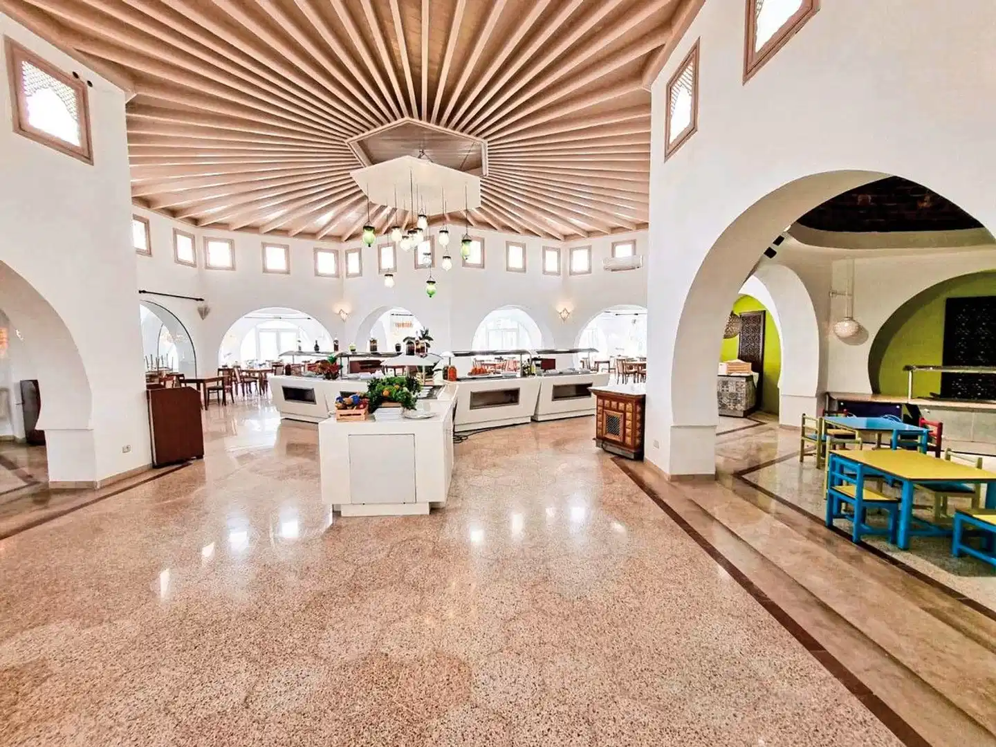 Monarque Club Rivage Lobby