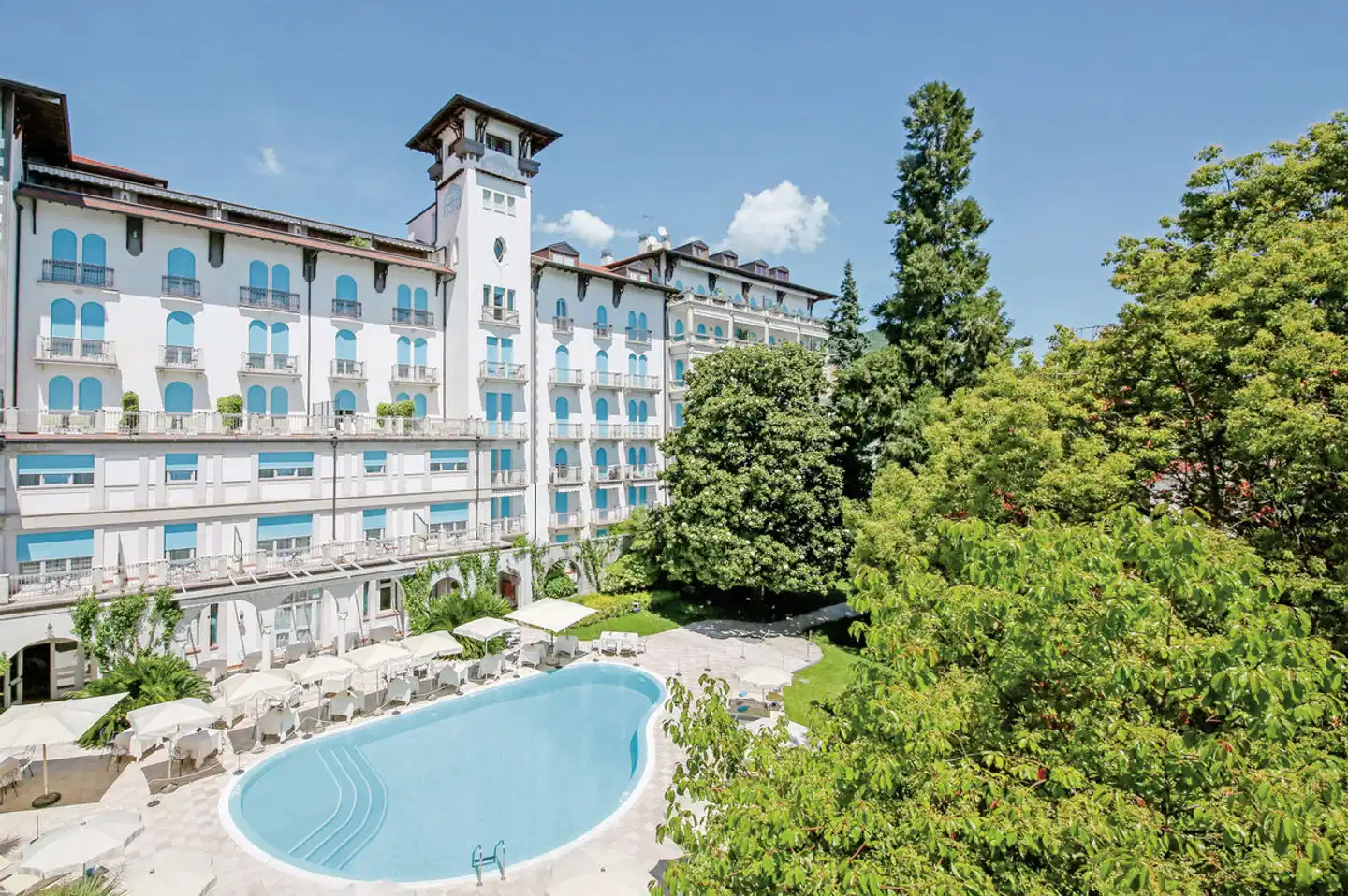 Hotel Savoy Palace Aussenansicht