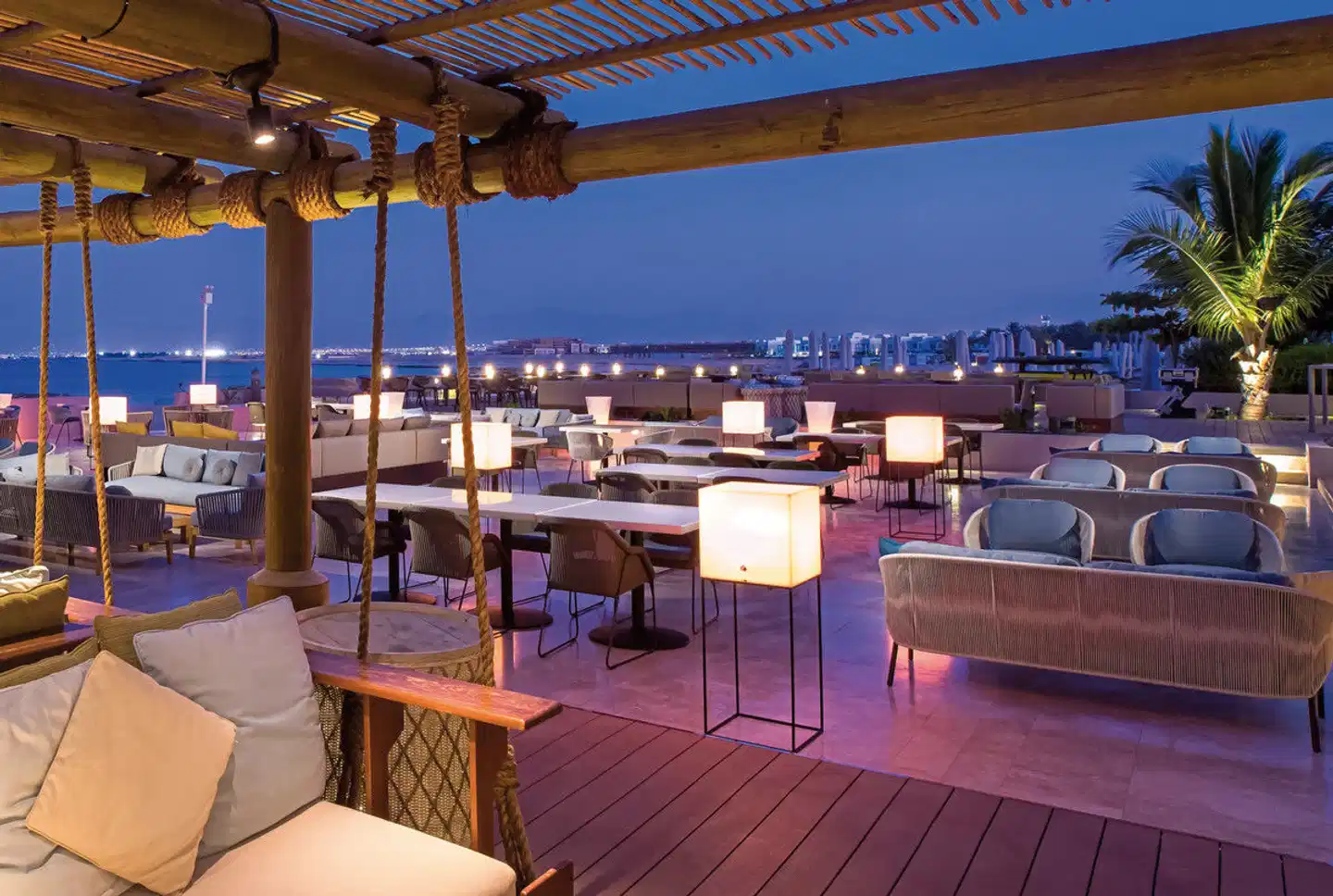 Kempinski Hotel Muscat Terrasse