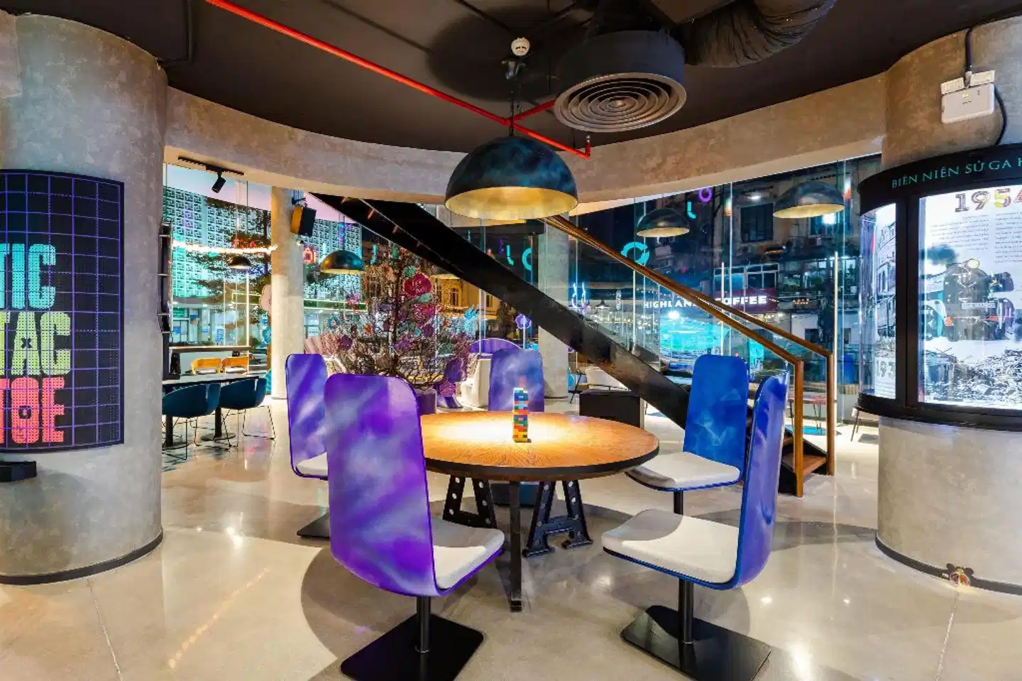 Tru by Hilton Hanoi Station Bar