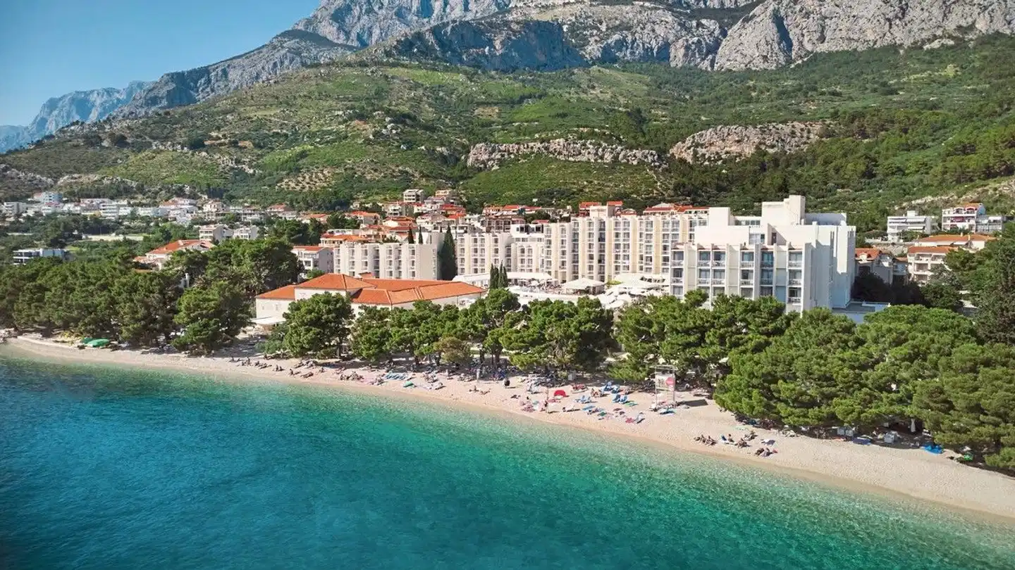 Bluesun Hotel Alga Aussenansicht