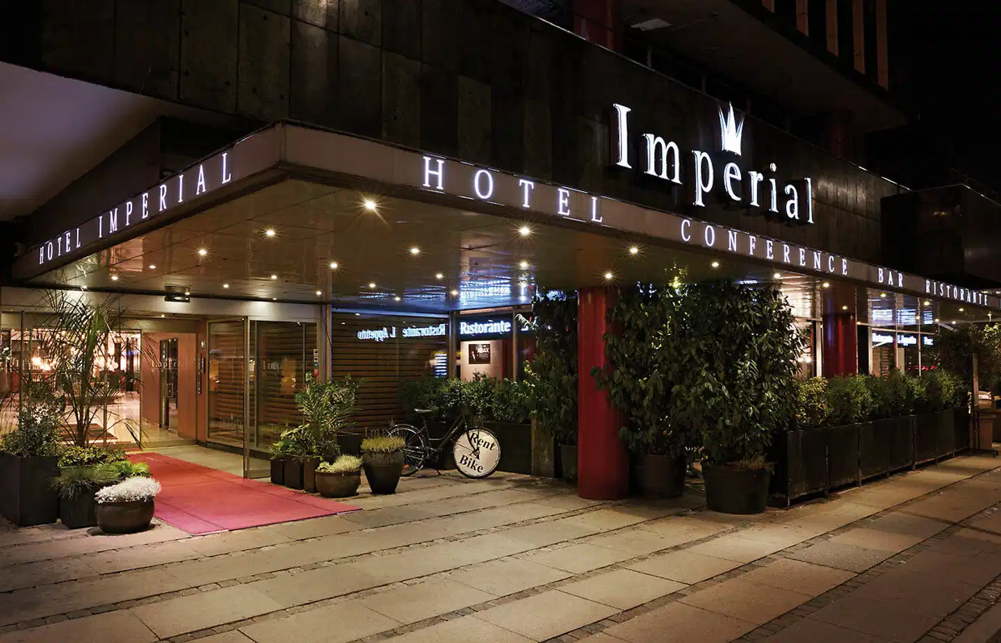 Imperial Hotel Aussenansicht