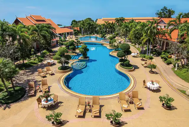 Thai Garden Resort Pool