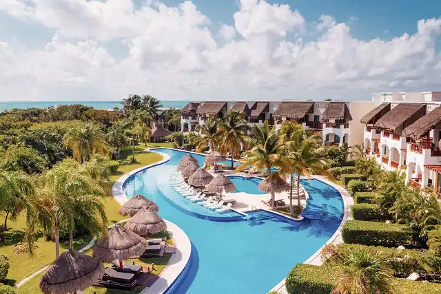 Valentin Imperial Riviera Maya Aussenansicht