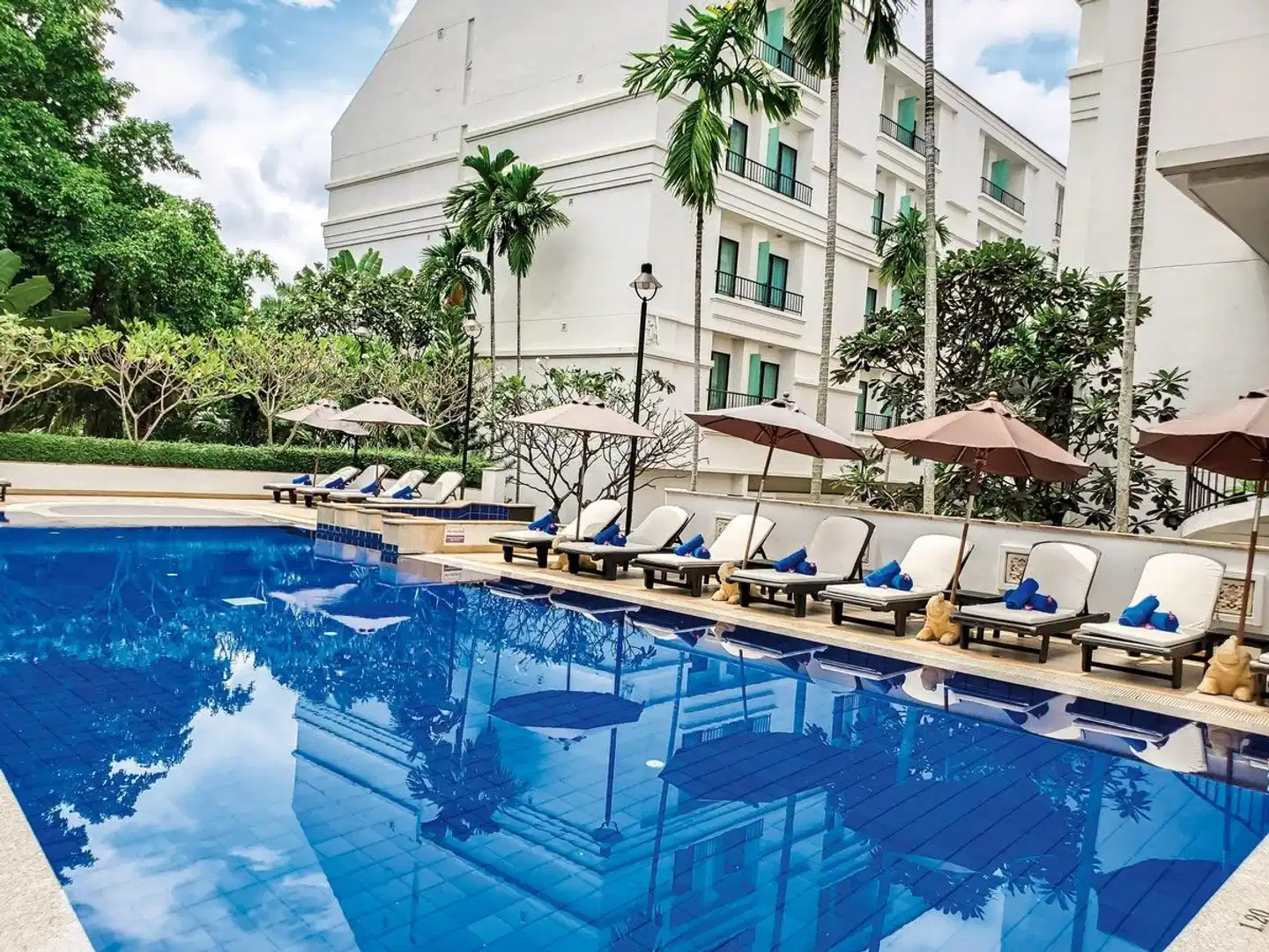 Tara Angkor Hotel Pool