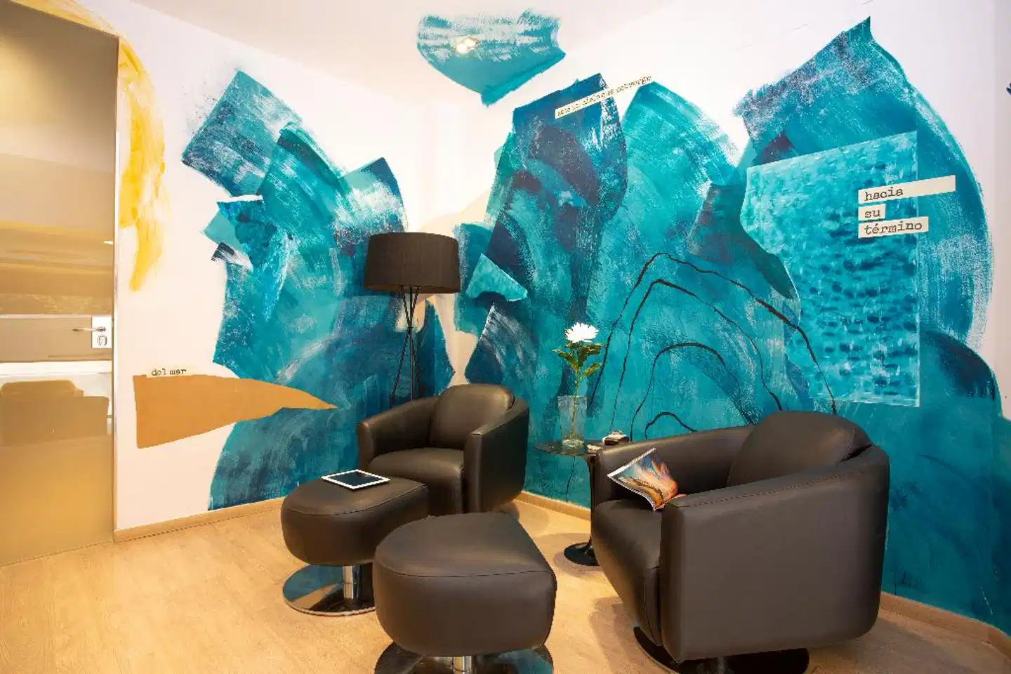 Casual Colours Barcelona Lobby