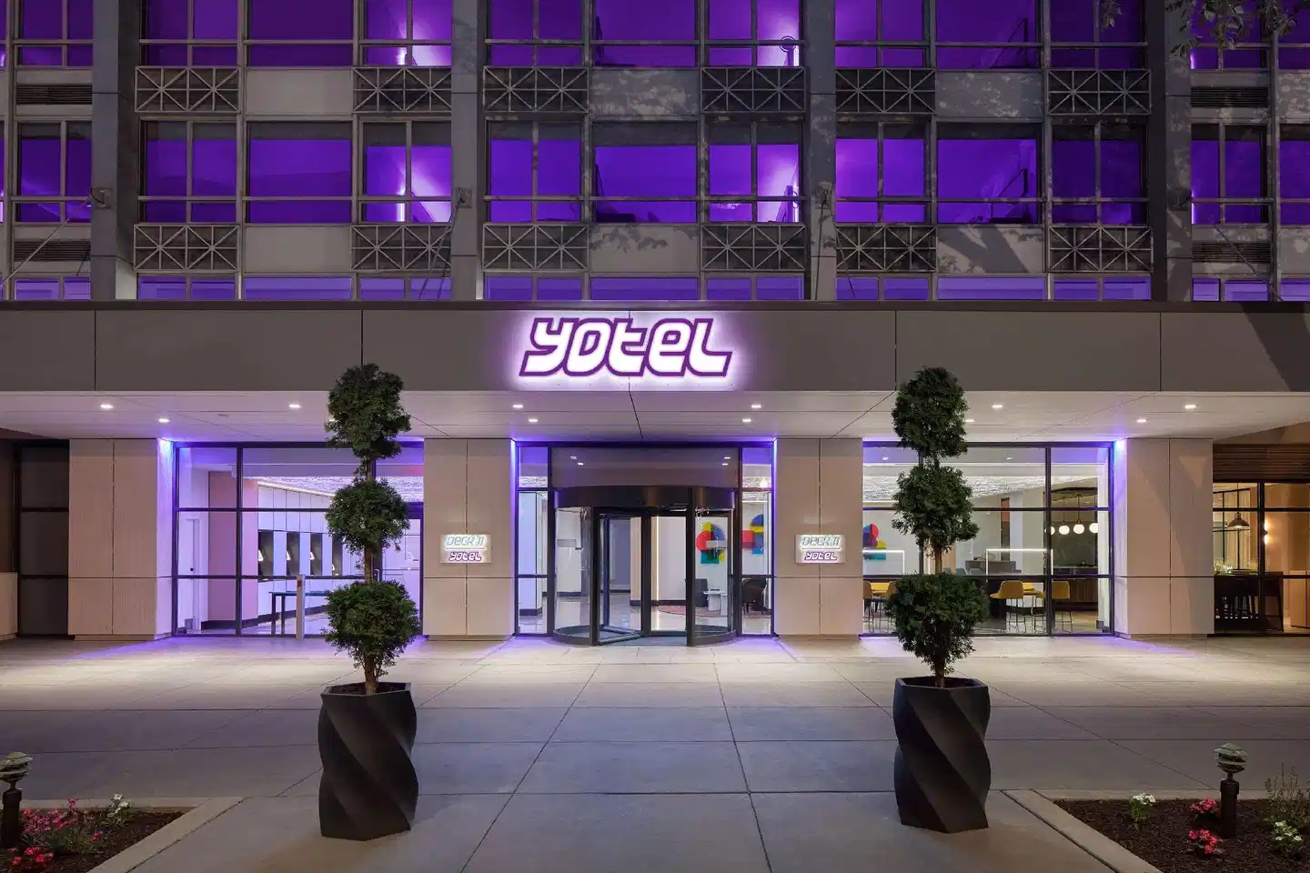 YOTEL Washington DC Lobby
