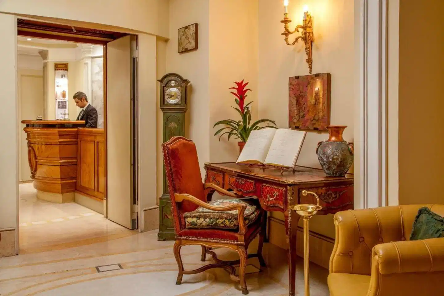 Palazzo Nainer Lobby