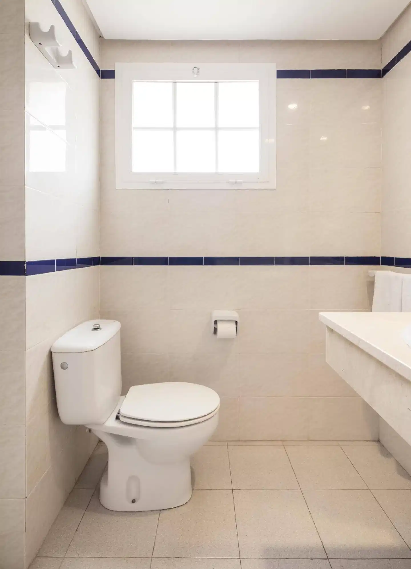 ILUNION Menorca Badezimmer