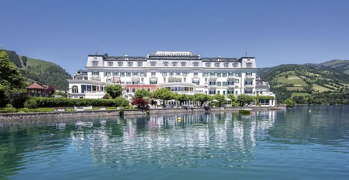 Grand Hotel Zell am See Aussenansicht