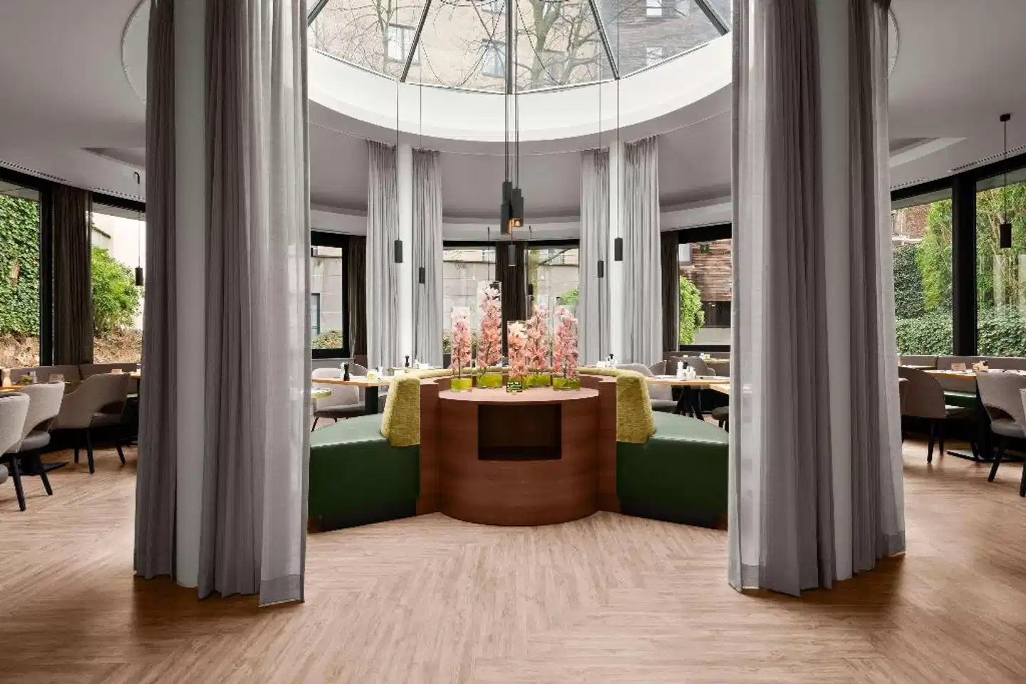 NH Brussels EU Berlaymont Lobby