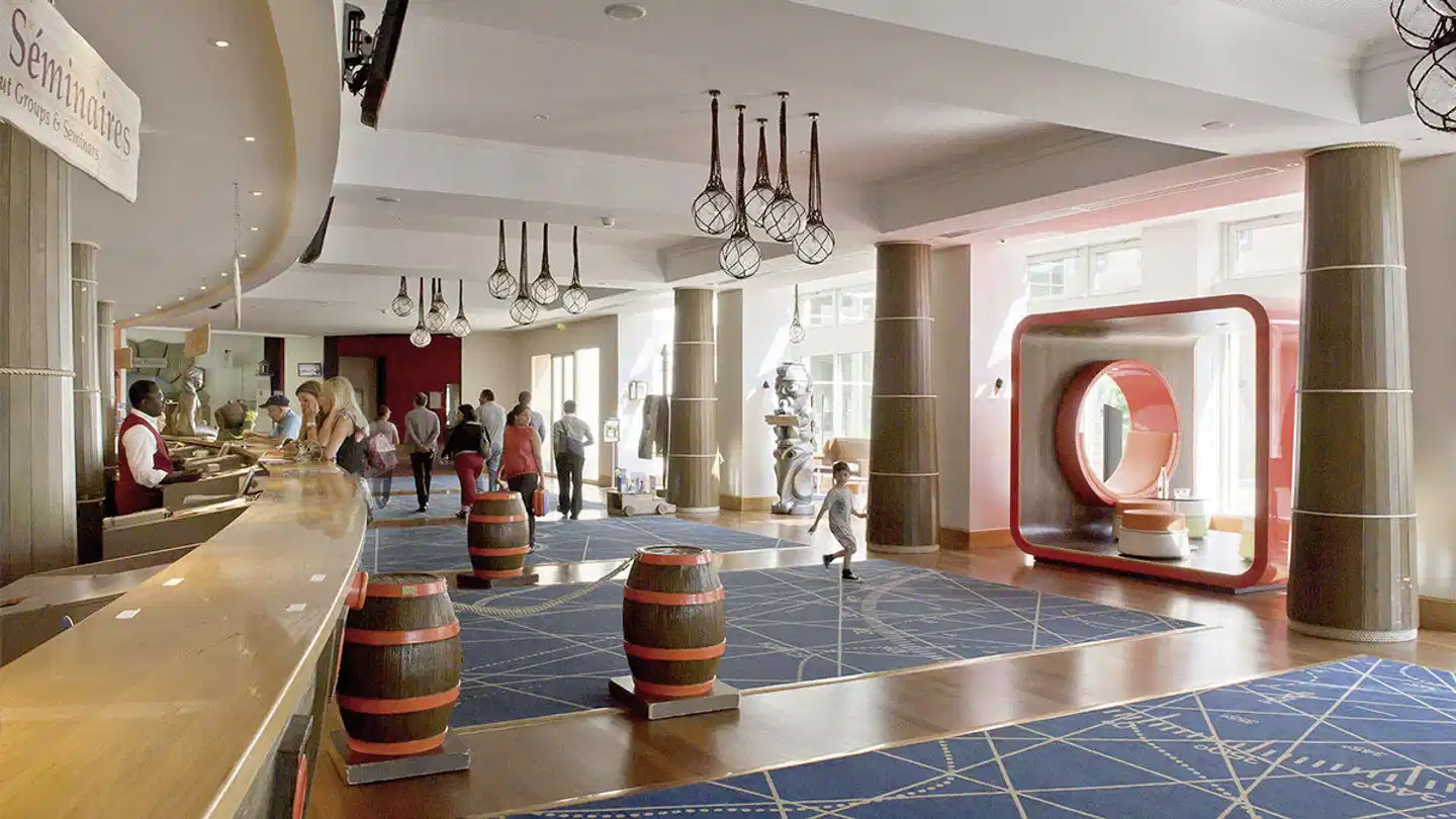 Explorers Fabulous Hotels Group Lobby