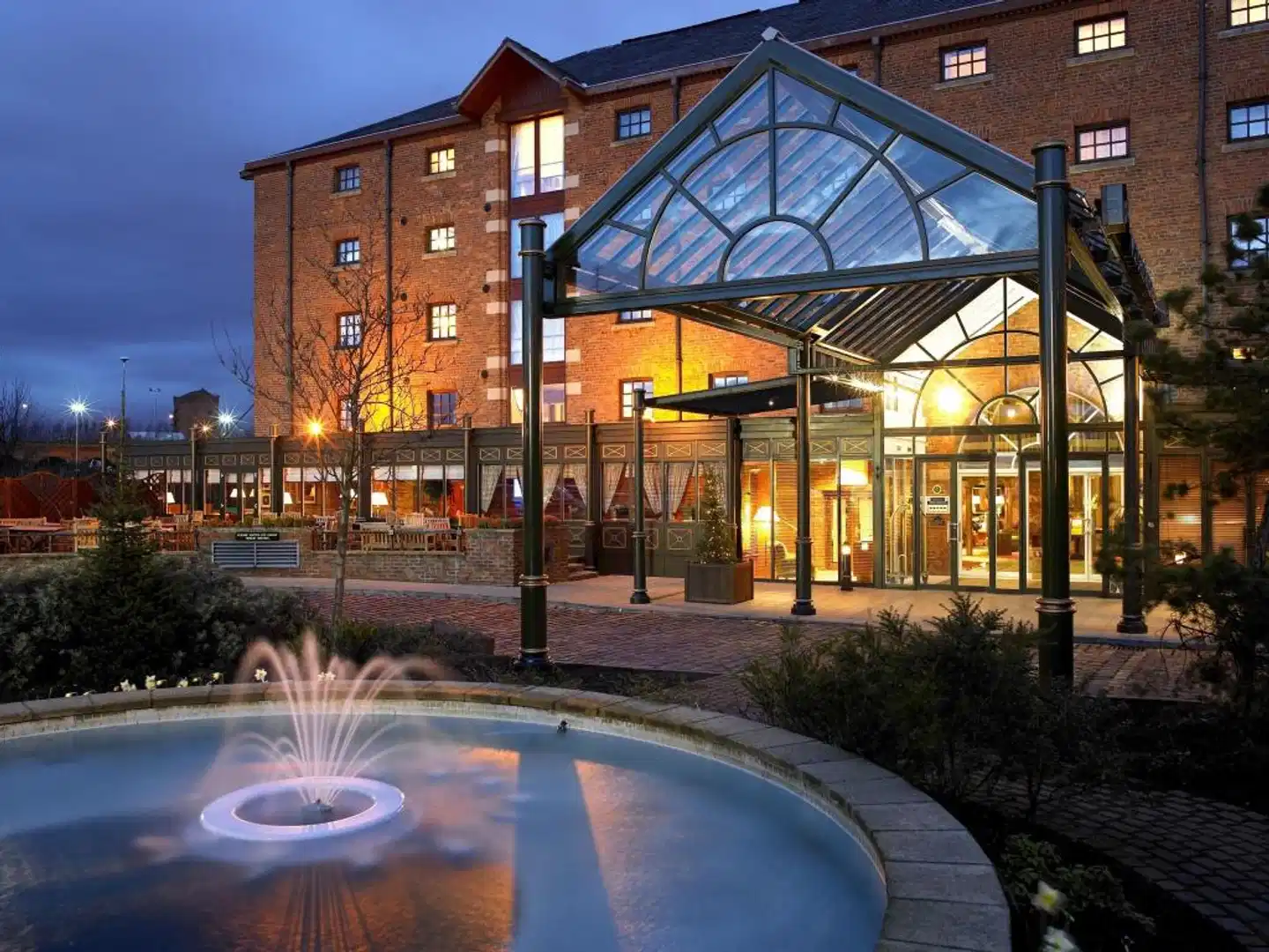 Marriott Victoria & Albert Aussenansicht