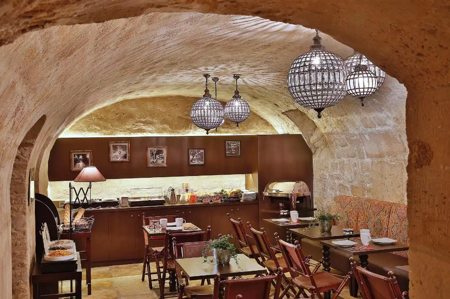 R. Kipling Restaurant