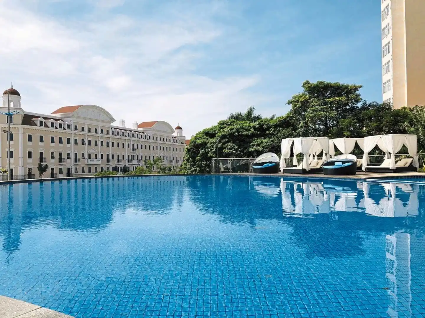 Novotel Halong Bay Pool