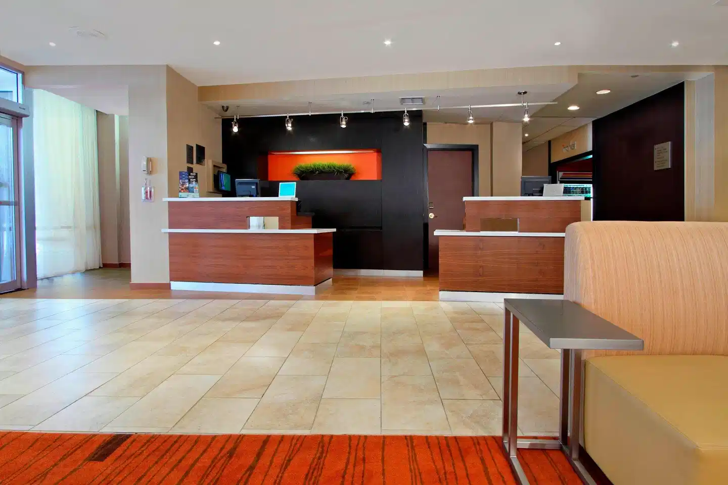 Courtyard by Marriott Lyndhurst Meadowlands Lobby