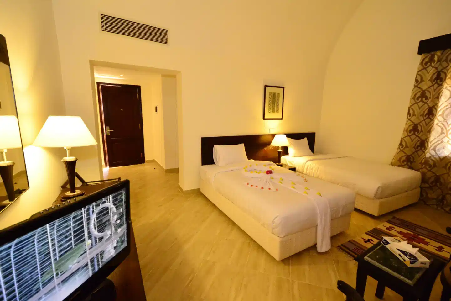 Rohanou Beach Resort Wohnbeispiel