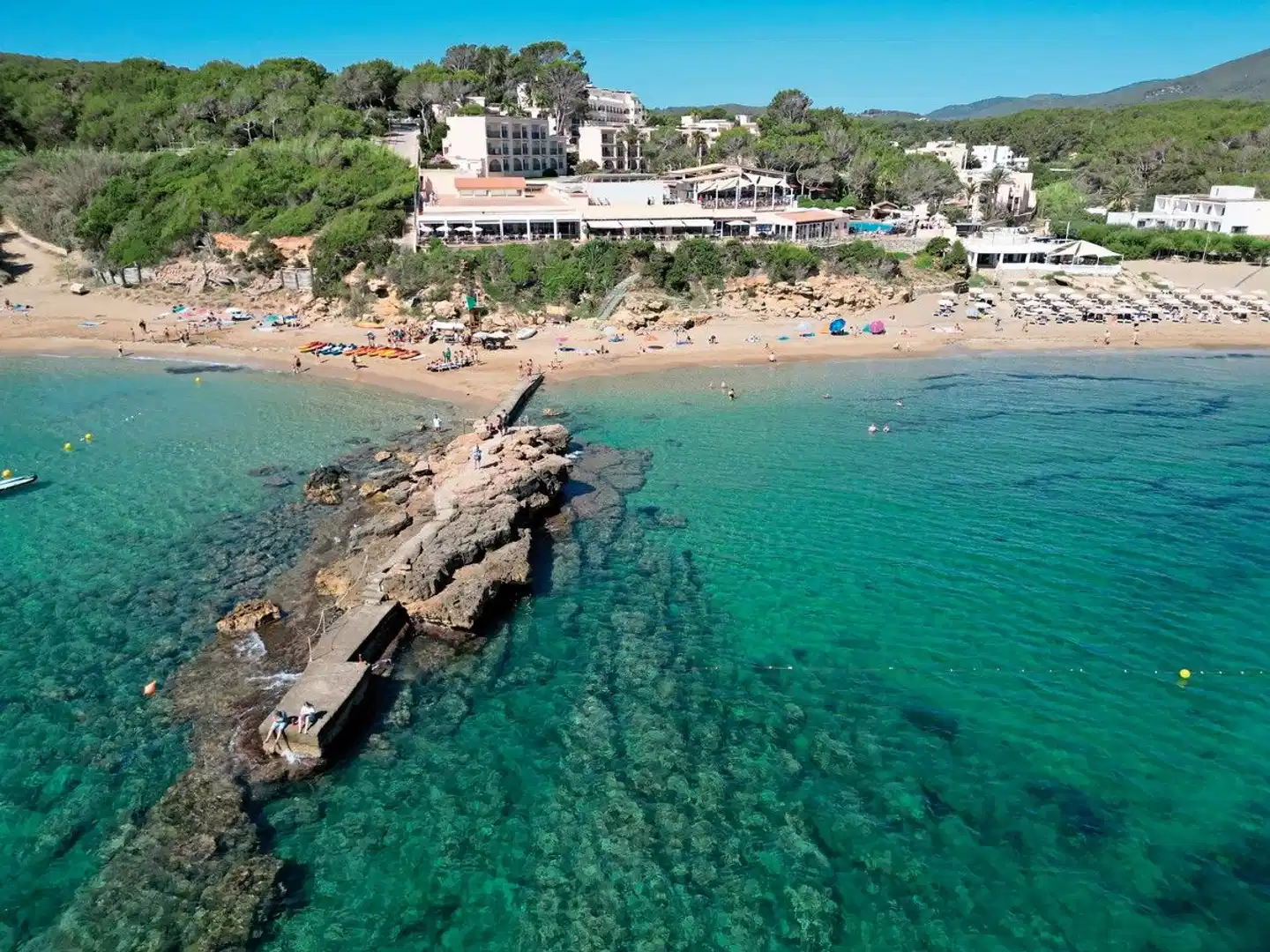 Invisa Cala Blanca Landschaft