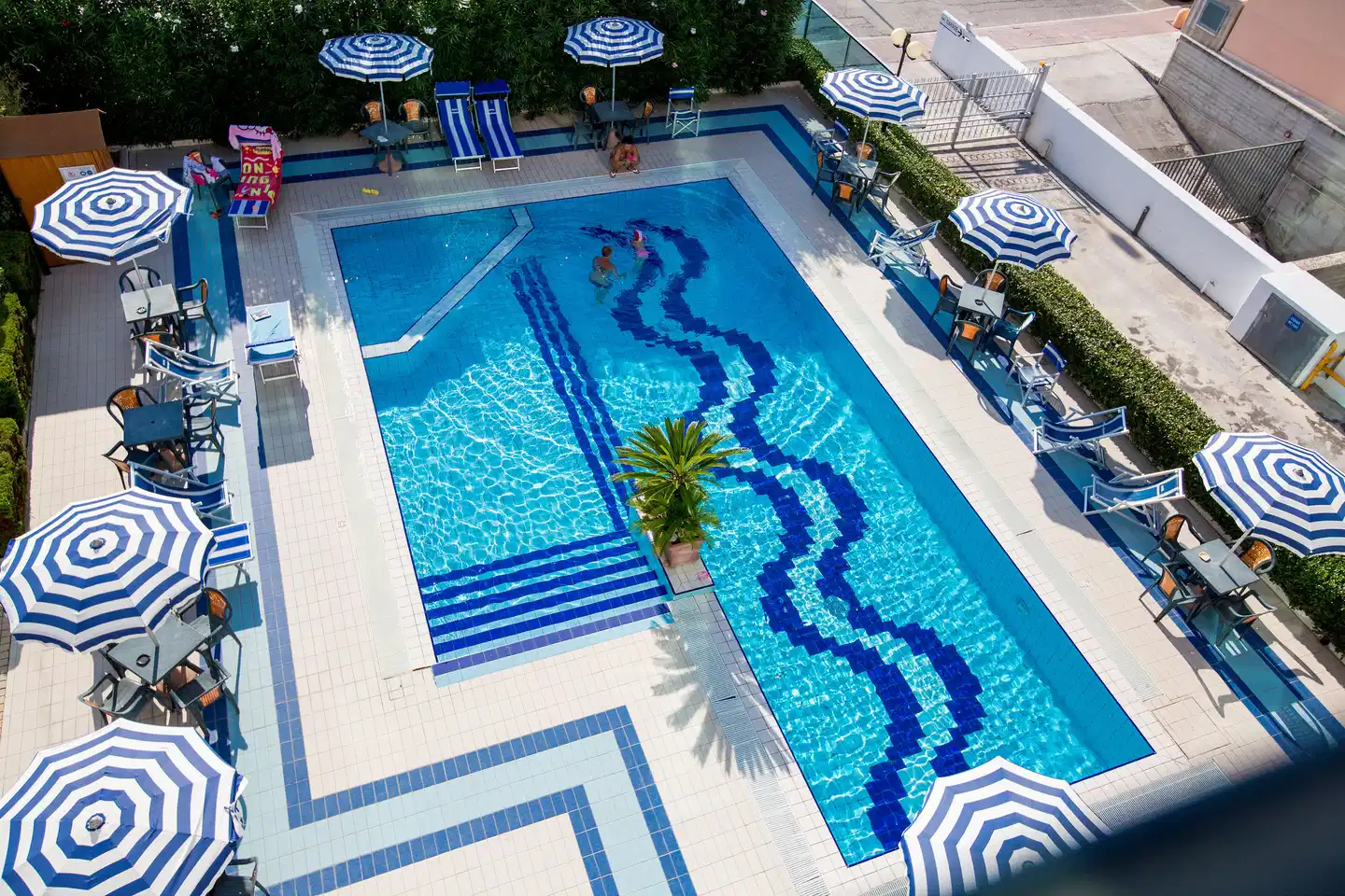 Hotel Ambassador Modellaufnahme