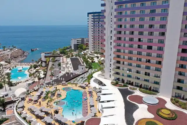 Hard Rock Hotel Tenerife Aussenansicht