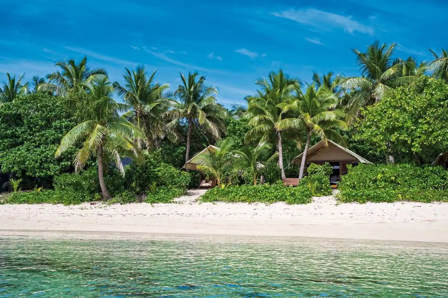 Barefoot Manta Island Resort Fiji Strand