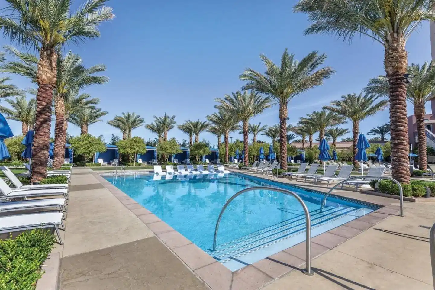 Wyndham Desert Blue Pool
