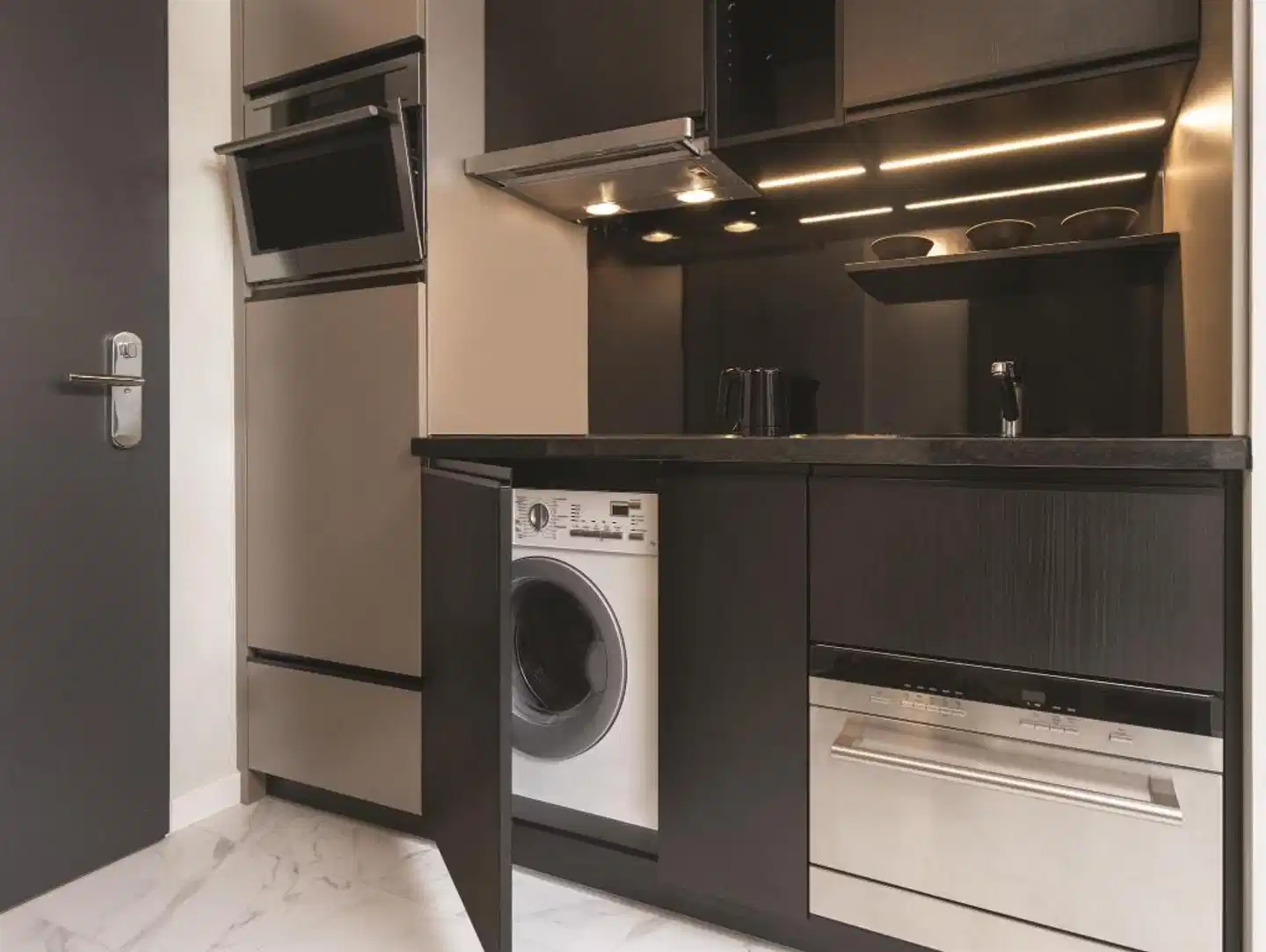 Adina Apartment Hotel Frankfurt Westend Wohnbeispiel