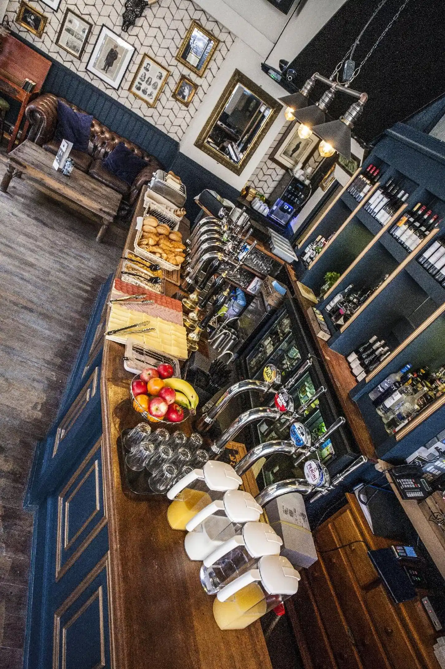 Duke Rooms Hotel Restaurant