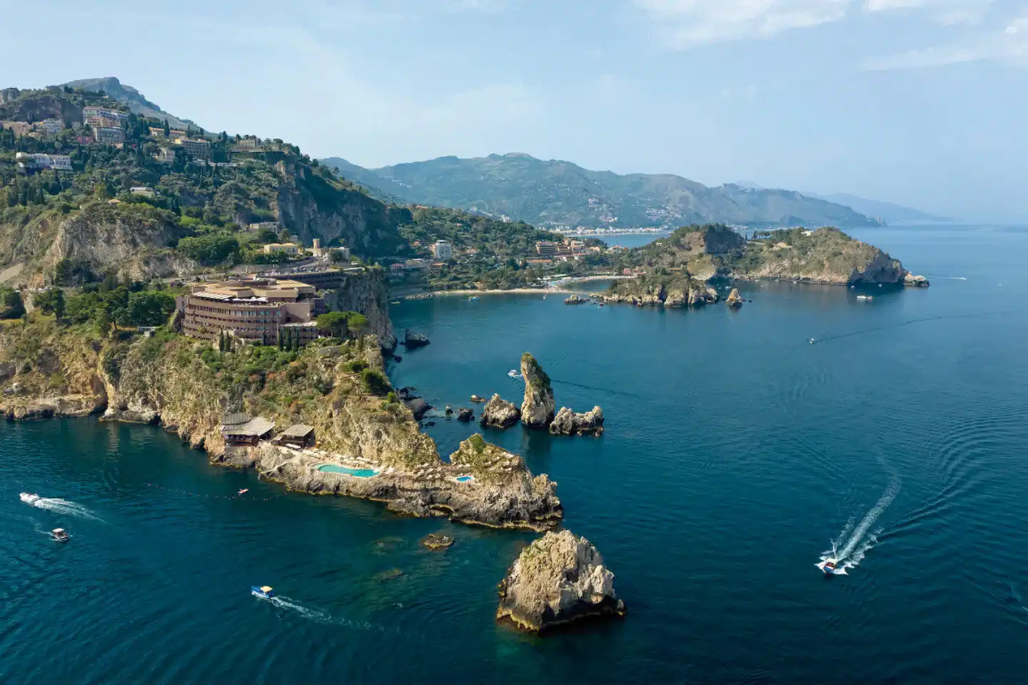 UNAHOTELS Capotaormina Landschaft