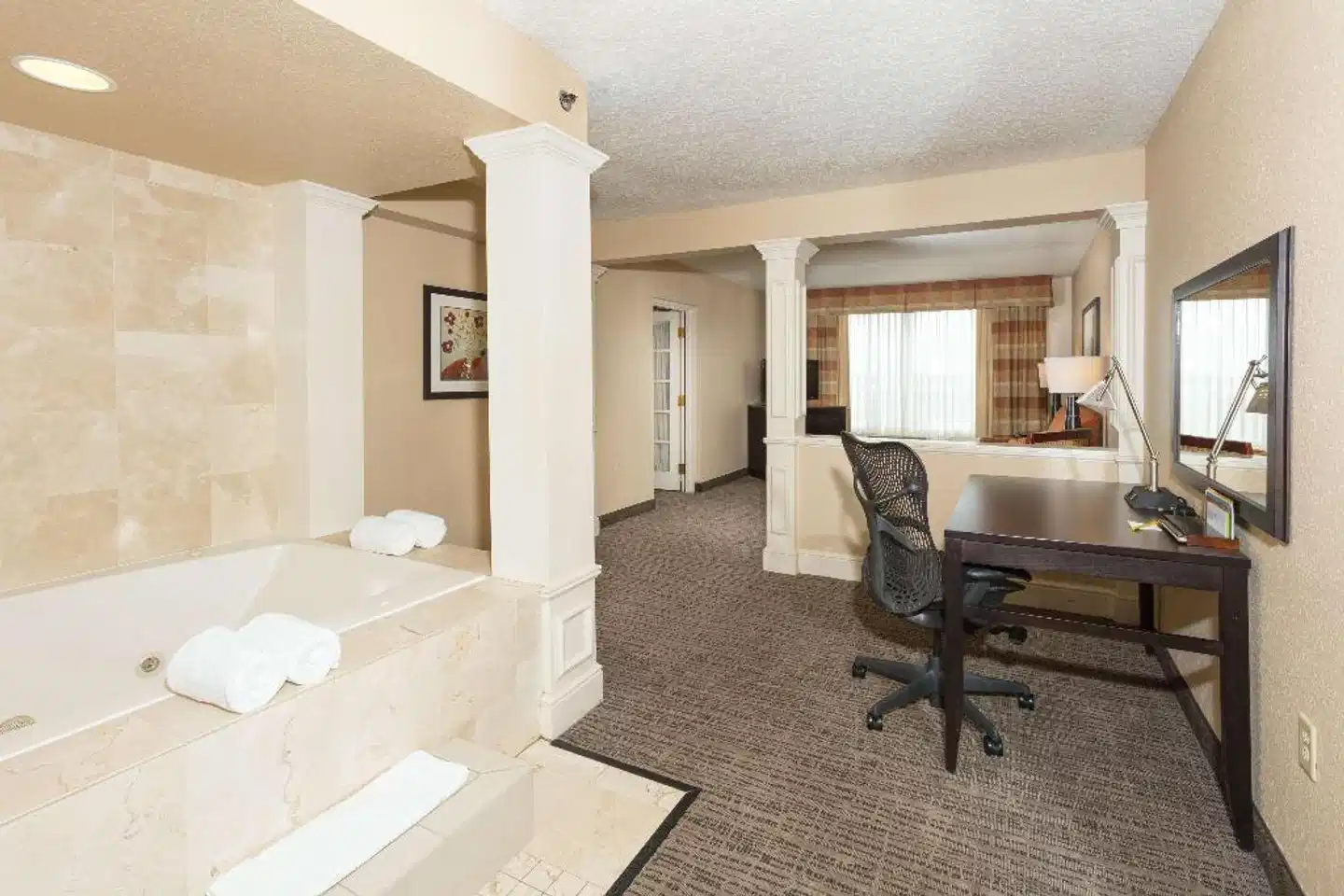 Hilton Garden Inn Daytona Beach Airport Lobby