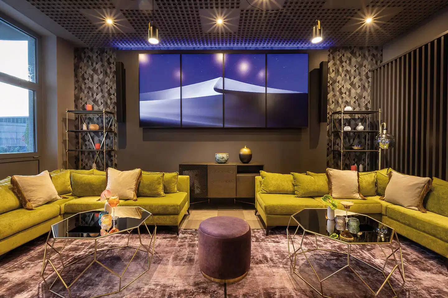 Leonardo Hotel Verona Lobby