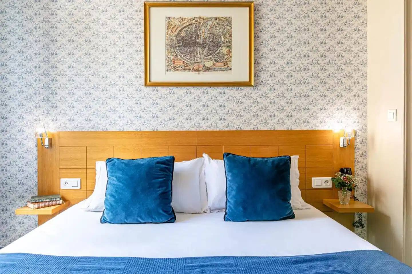 Hôtel Romance Malesherbes Wohnbeispiel