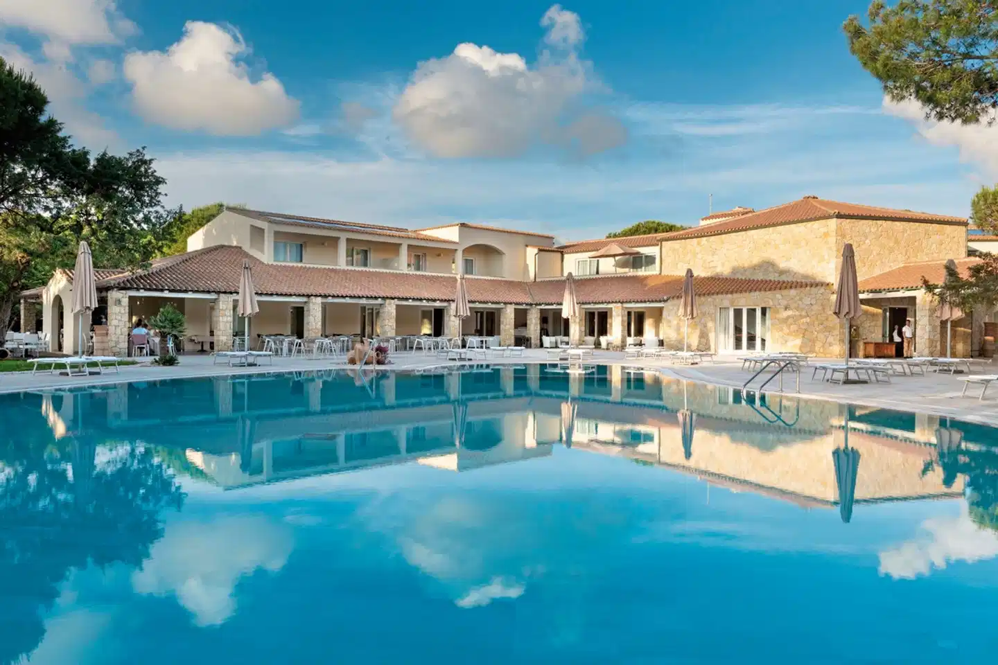 Is Arenas Resort Pool