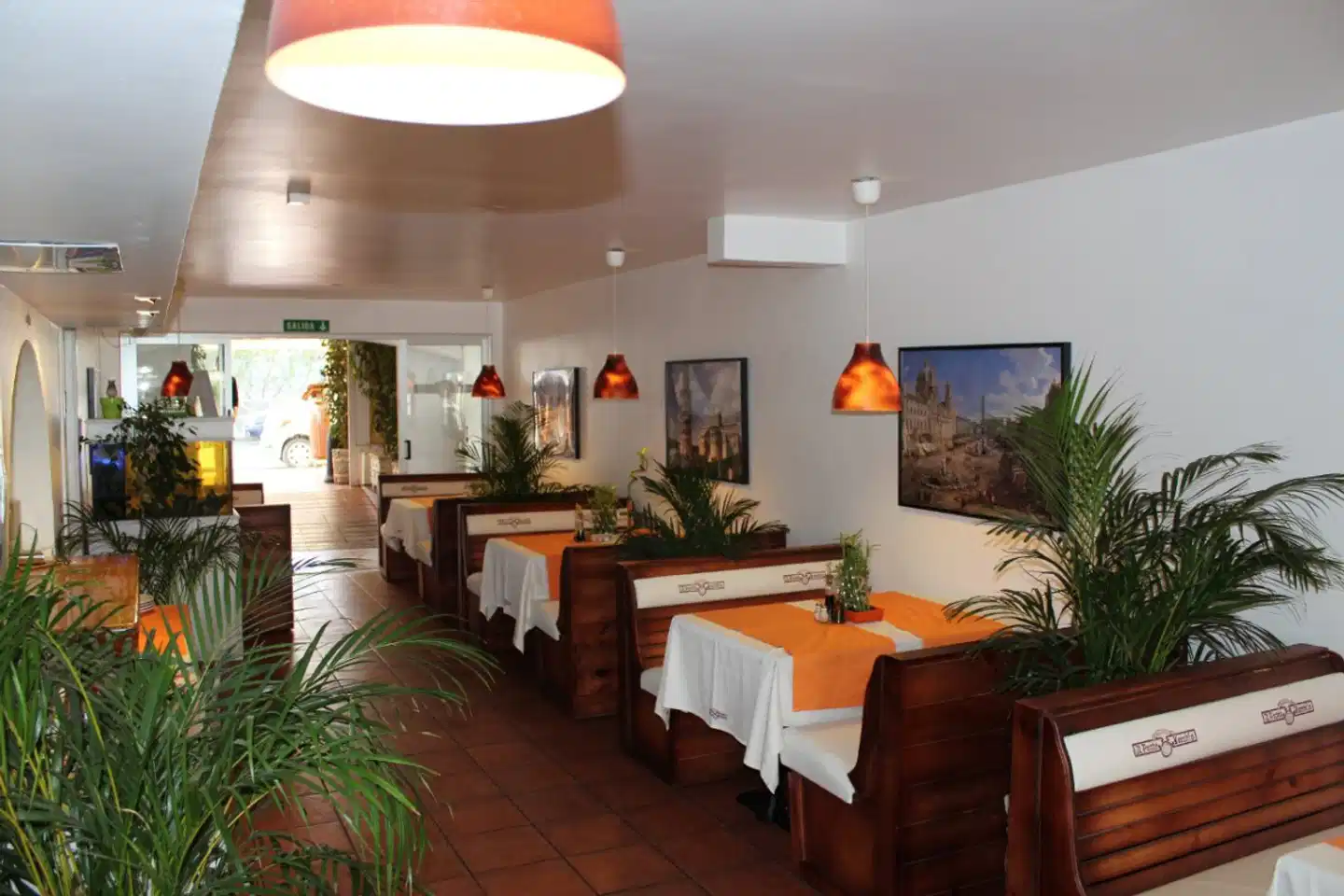 Las Faluas Restaurant